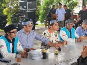 Bertemu Seniman Bandung, Gibran Dicurhati Pengelolaan Venue-Sertifikasi