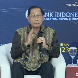 Bos BCA Waspada Kredit Bank Turun Gegara Daya Beli Lemah