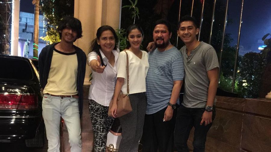 Keluarga Lydia Kandou/ Foto: instagram.com/lydiakandou_