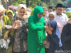Hadiri Harlah Muslimat NU di Jember, Ini Harapan Khofifah soal Pemilu 2024