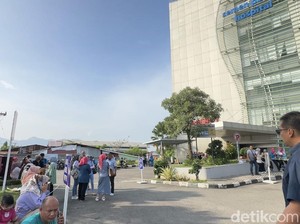 Update Ledakan di RS Semen Padang, 108 Pasien Dipindahkan