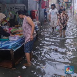 Diguyur Hujan Sejak Dini Hari, Potret Permukiman Warga Terendam Banjir