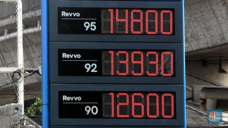 PT Pertamina (Persero) per 1 Februari 2024 ini tidak mengubah harga Bahan Bakar Minyak (BBM) khususnya BBM non subsidi di seluruh SPBU yang ada di Indonesia, Kamis (1/2/2024). (CNBC Indonesia/Muhammad Sabki)