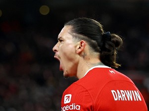 Model Seksi Fans Chelsea Nyaris Jadi Korban Aksi Darwin Nunez