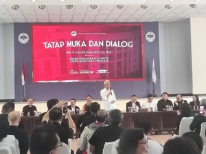 Ganjar: Jangan Ajari soal Rasa lapar, tapi Ajari Kami Moral dan Etik