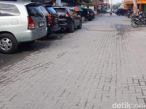 Jalan Pasar Pringgan yang Rusak Kini Sudah Mulus, Warga Gembira!