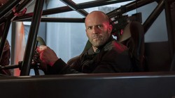 Loncatan Indah Jason Statham dari Kolam ke Film Laga