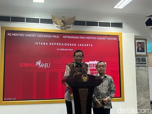 Mahfud Tegaskan Mundur dari Kabinet Urusan Pribadi, Tak Kaitkan Paslon Lain