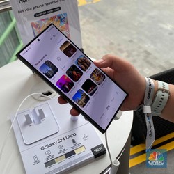 Fitur AI di Samsung Galaxy S24 Ini Bikin Liburan Makin Praktis