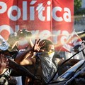 Kebijakan Gila Presiden Buat Demo Besar di Sini, Mata Uang Jeblok 50%