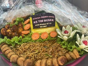 Maling di Rumahnya Ditangkap Polisi, Tio Kirim Tumpeng ke Polres Tarakan