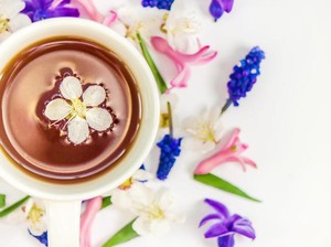 Benarkah Teh Bunga Kopi Lebih Sehat dari Kopi Biasa? Ini Faktanya