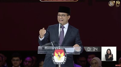 Capres nomor urut 1 Anies Baswedan menyampaikan gagasannya saat debat kelima calon presiden Pemilu 2024 di JCC, Jakarta, Minggu, (4/2/2024). (Tangkapan Layar Youtube KPU RI)