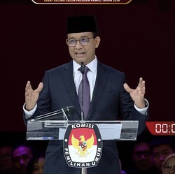 Di Debat Final Capres, Anies Janji Angkat 700 Ribu Honorer Jadi PPPK
