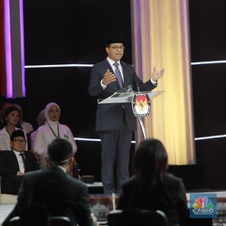 Anies: Perempuan & Laki-Laki Harus Punya Upah Setara!