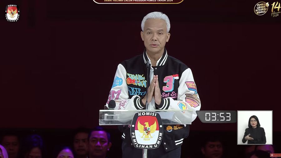 Capres nomor urut 3 Ganjar Pranowo menyampaikan gagasanya saat debat calon wakil presiden Pemilu 2024 di JCC, Jakarta, Minggu, (4/2/2024). (Tangkapan Layar Youtube KPU RI)