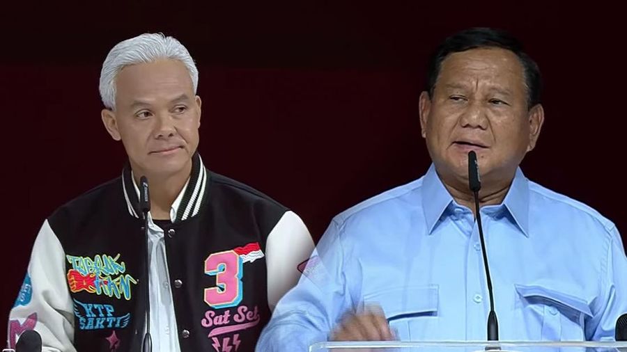 Foto kolase Calon Presiden nomor urut 3 Ganjar Pranowo (Kiri) dan Calon Presiden nomor urut 2 Prabowo Subianto. (Tangkapan Layar Youtube KPU RI)