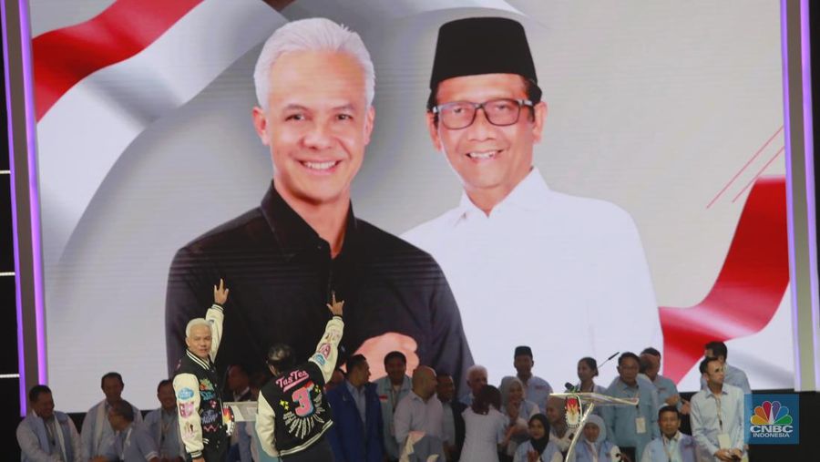 Suasana debat kelima calon Presiden Pemilu Tahun 2024. (CNBC Indonesia/Muhammad Sabki)