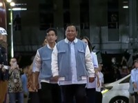 Detik-Detik Prabowo Minta Maaf ke Anies-Ganjar, Gibran Tundukan Kepala