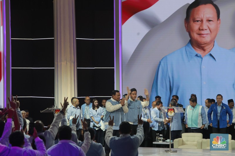 Suasana debat kelima calon Presiden Pemilu Tahun 2024. (CNBC Indonesia/Muhammad Sabki)