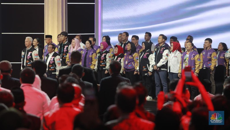 Suasana debat kelima calon Presiden Pemilu Tahun 2024. (CNBC Indonesia/Muhammad Sabki)