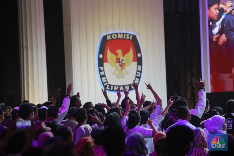 Suasana debat kelima calon Presiden Pemilu Tahun 2024. (CNBC Indonesia/Muhammad Sabki)