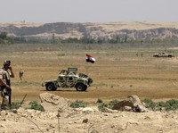 Breaking News: Pangkalan Militer Pro-Iran di Irak Dibombardir