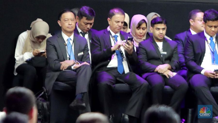 Capres nomor urut 1 Anies Baswedan saat meyampaikan pemaparan di debat Capres kelima. (CNBC Indonesia/Muhammad Sabki)