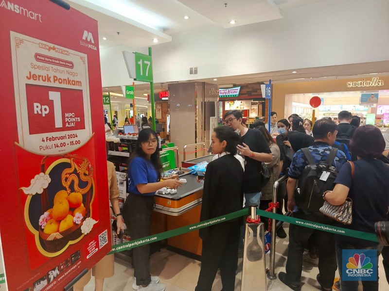 Transmart (CNBC Indonesia/Rosseno Aji Nugroho) Transmart (CNBC Indonesia/Rosseno Aji Nugroho)