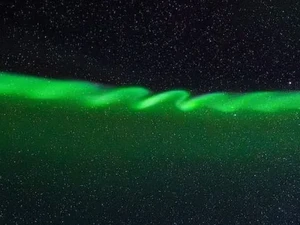 Ada Aurora Keriting!