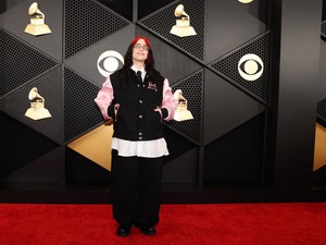 Billie Eilish Kasih Paham, Gak Jual Badan Demi Popularitas