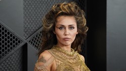 Tinggalkan Disney, Miley Cyrus Sempat Dilarang Bawakan Lagu Hannah Montana