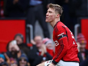 Hojlund Sespesial Itu di Mata Legenda MU