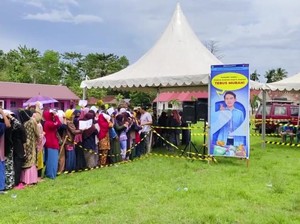 Gelar Tebus Murah Sembako, Barisan RFG Tebalkan Kemenangan 02 di Sultra