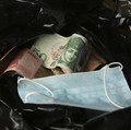 Bansos Bikin Ribut Tetangga RI, Perdana Menteri-Bank Sentral Bentrok