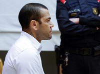 Eks Pemain Barca Dani Alves Dipenjara Akibat Kasus Pelecehan Seksual