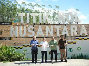 Mendag Zulhas Keliling IKN Bareng Arsitek Asing