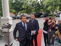 Menteri Malaysia Sowan ke Jokowi di Istana, Ada Apa?