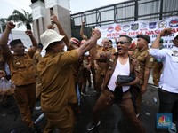 Bukan ASN, Kades & Perangkat Desa Tak Dapat THR