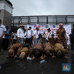 Potret APDESI Demo Lagi di Gedung DPR/MPR, Tiba-Tiba 