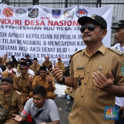 Masa Jabatan Kades Diperpanjang Jadi 8 Tahun, Berapa Sih Gajinya?