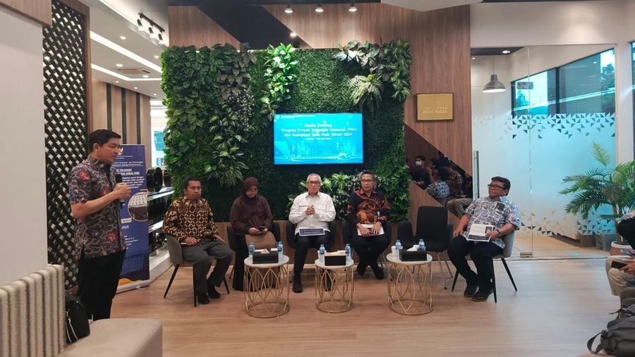 Media Briefing Progres PSN dan Kebijakan Satu Data 2024 di Kantor Kemenko Perekonomian, Jakarta, Rabu (7/2/2024)./Rosseno Aji Nugroho