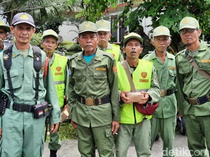 Aksi Linmas Nana Duel Lawan Maling hingga Gerebek Perselingkuhan