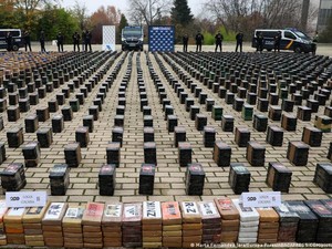 Polisi Eropa Tangkap Puluhan Tersangka Perdagangan Narkoba