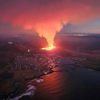 'Bak di Neraka', Detik-detik Gunung Berapi di Islandia Kembali Meletus