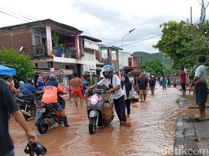 Hujan Deras, 1 Desa di Dompu Terendam-Lalin Tersendat
