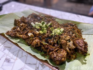 Nendang Bikin Kenyang Mi Goreng Tulang di Sukabumi