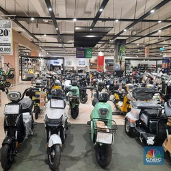 Sepeda Listrik Banting Harga di TransmartFull Day Sale