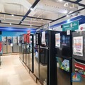 Pelanggan Pamer Diskon Jutaan Belanja Elektronik di Transmart