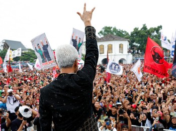 Ganjar Kalah di Quick Count Tapi PDI-P Masih Perkasa